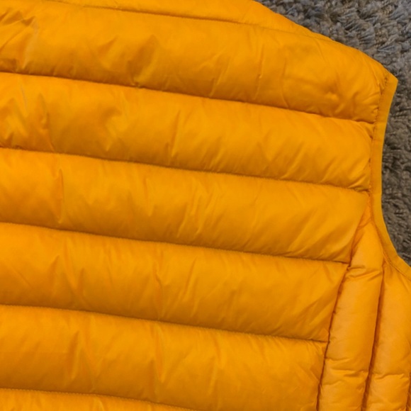 Brand new polo waterproof quilted vest - Picture 10 of 12